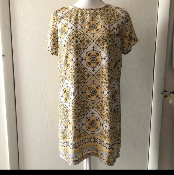 Lulu's Dandy Lion Shift Dress - Picture 2 of 13